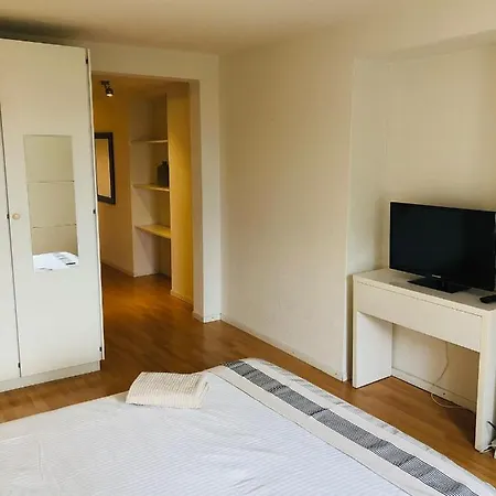 Hotell Simplon 10 - Gare *