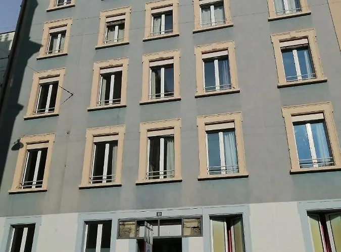 Hotel Simplon 10 - Gare