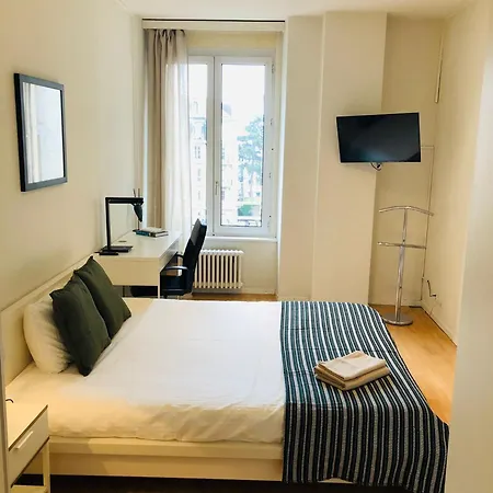 Hotel Simplon 10 - Gare