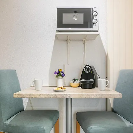 Hotel Simplon 10 - Gare Lausanne