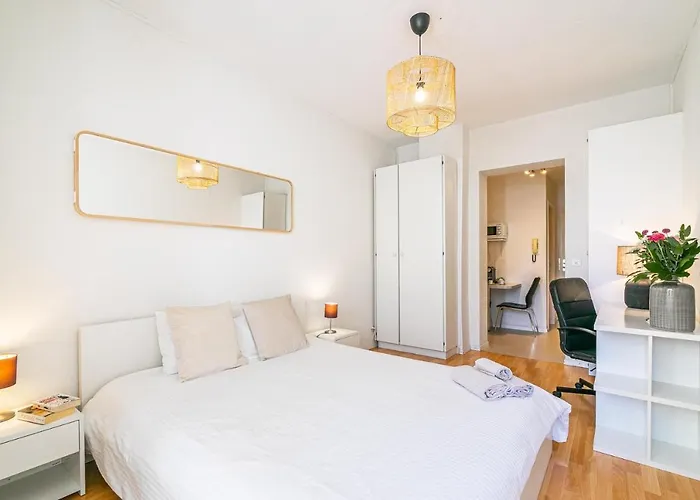 Hotel Simplon 10 - Gare Lozanna